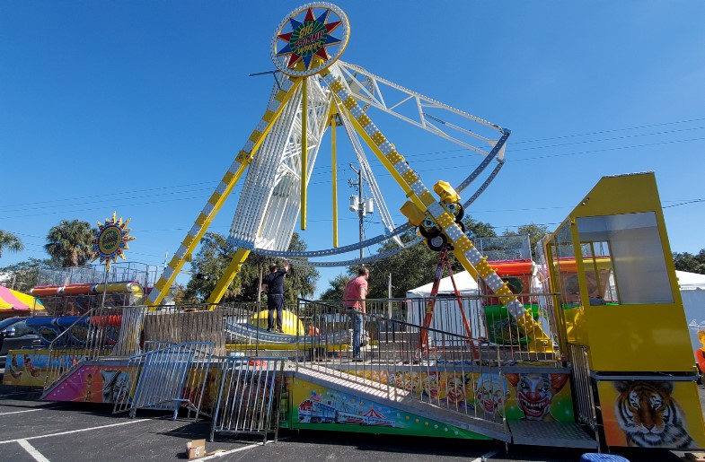 View 50-foot Gondola Ferris Wheel Rental on 50-foot Ferris Wheel Rental, image 2 50-foot Gondola Ferris Wheel Rental on 50-foot Ferris Wheel Rental, image 2