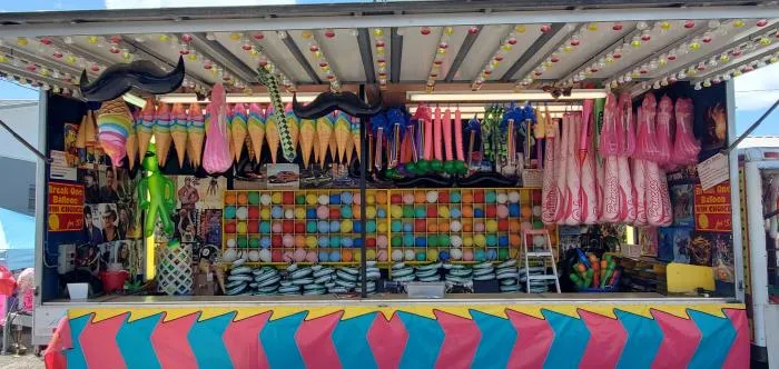 View Balloon Pop Game Trailer on Balloon Pop Carnival Game Trailer Rental, image 2 Balloon Pop Game Trailer on Balloon Pop Carnival Game Trailer Rental, image 2