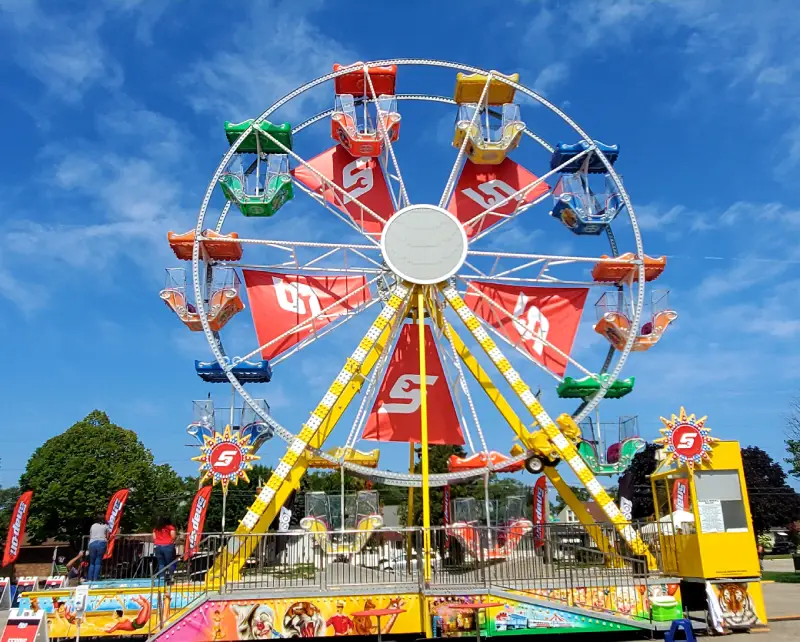 Snap-on branded Ferris Wheel at promotional event