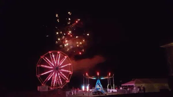 Places Ferris Wheel 7